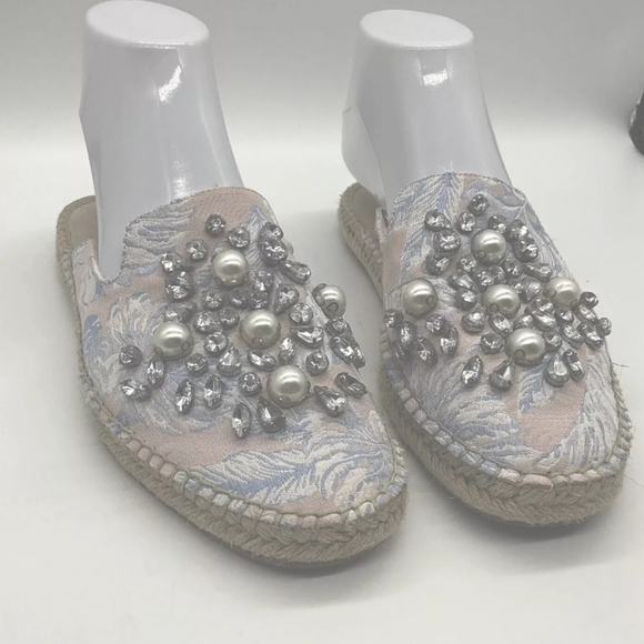 SOFT SURROUNDINGS SLIP ON/ ESPADRILES ON SZ 9 - Picture 2 of 5